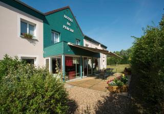 Brit Hotel Du Perche - 3