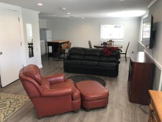 Heart Of Hickory Home #2 Open Layout Studio Apt - Hickory - 2