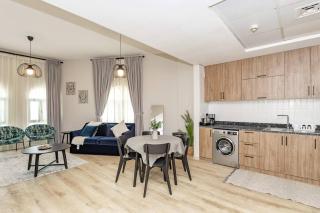 Discovery Gardens American Style 1BR Close 2 Metro - Dubai - 0