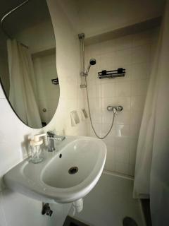 Plutus Apartments and Rooms with free Parking - Capodistria - 2