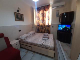 Lovely and quite appartament 1-4 5Maji - Tirana - 6