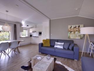 Holiday Home 4-persoons bos-2 by Interhome - 3