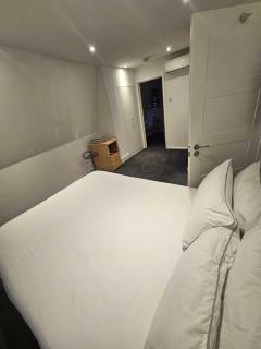 Queens Place - 1 Bedroom Apartment - Brighton & Hove - 1