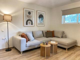 Calm Cove One-Bedroom Home Glyfada - Atene - 8