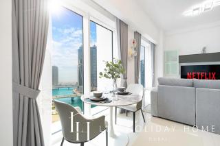 LUX The West Wharf Canal View Suite - Dubai - 9