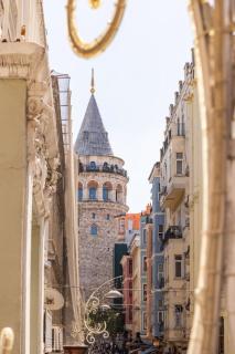 Warm Rustic Charming 2bd Galata Wpatio Gem! #320 - Istanbul - 8