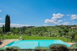 THR-Apartment with 2 bedrooms, 5 beds, 2 bathrooms, air conditioning and private outdoor space in a residence with swimming pool not far from Florence - 9