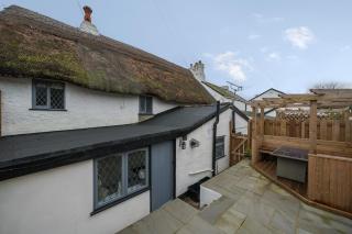 Gorgeous Thatched Cottage - 5