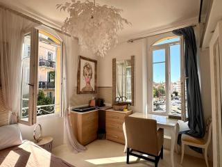 Joli studio avec mezzanine centre Cannes - Cannes - 0