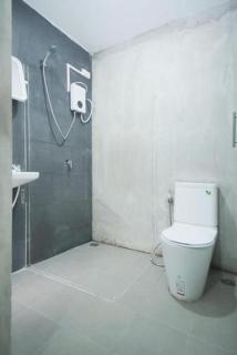 XX GO INN BTS ST Louis Silom - โกอินน์ บีทีเอส เซนต์หลุยส์ สีลม 4 - 5
