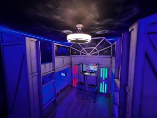 Last Minute Disney Getaway! Private Pool, Hot Tub & Games Room. Book Now! #56481 - Davenport - 0
