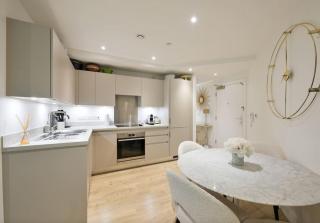 Boutique Designer Apartment with Balcony-2 bedroom - Londra - 4