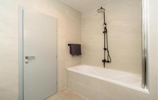 Nice Home In Sreser With Sauna - 8