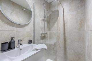 Montmartre Seveste II Magnifique Appartement 2BR - París - 1