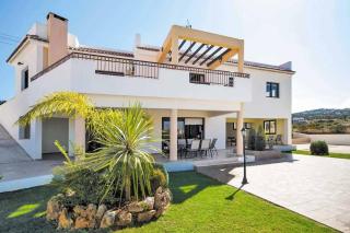 Villa Melody Latchi - Neo Chorio - 4