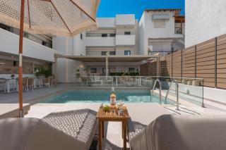 Sandy Seaside Suites - Flogita - 9