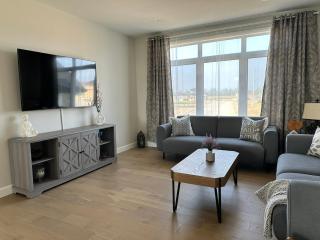 Luxury Home 2 mins drive to Saugeen Shores beach - Port Elgin - 5