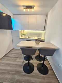 Rita Apartments - Makarska - 8