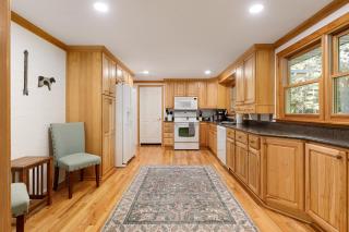 Torch Lake House Central Lake - 1