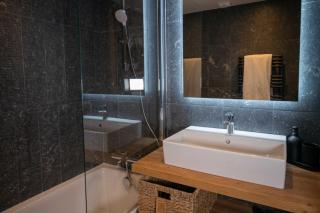 2 bedroom apartment with terrace, pool, parking - Megève - 7
