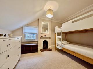 Impressive 5BR family home in Leafy - Londen - 1