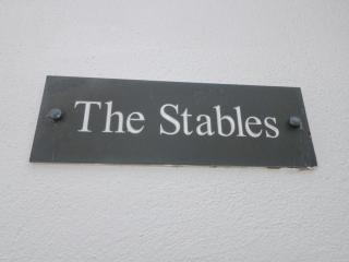 The Coach House Apartment - 9