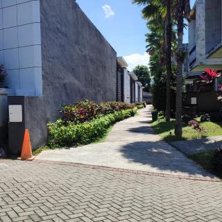 UU villa at kingspark 8 - 1