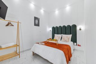 2 rooms - Hyper Centre - Air-conditioned - Terrace - Quiet - Tramway - Equipped kitchen - WIFI - Nice - 9