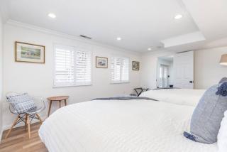 Charming 2br With Hot Tub - Sandy - 2