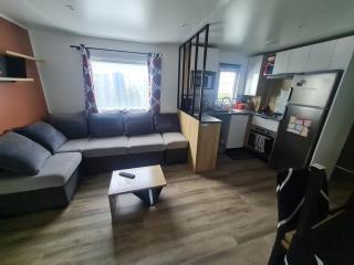 Mobil-home en camping proche de la mer - Ambon - 0