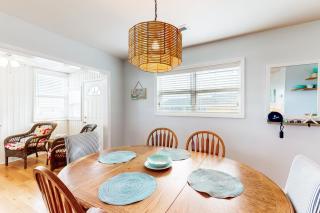 Sea View Cottage - North Topsail Beach - 5