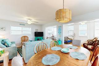 Sea View Cottage - North Topsail Beach - 4