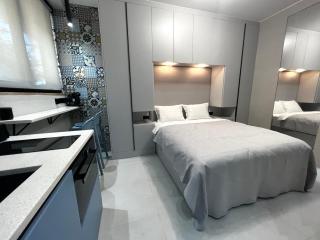 Golden Beach Suites - Saranda - 6
