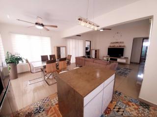 Modern Relaxing Vacation Villa - Oranjestad - 8