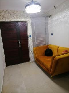Cozy 3-Bedroom in Lekki Phase 1 - Lekki - 3