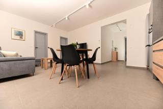 Lity Green Apt - 6