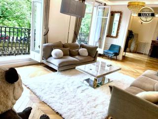 New! Apartment Luxury Passy-Kennedy in front of Eiffel Tower - 8