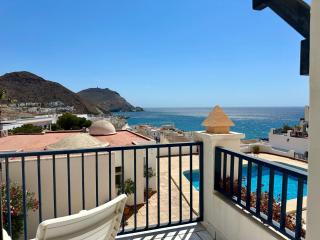 Espectaculares vistas al Mediterráneo con piscina a 80 metros de la playa - 2