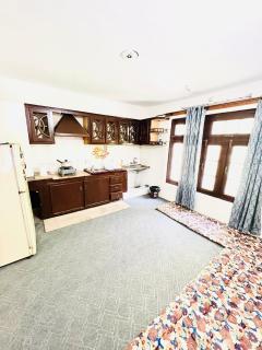 Epoch Inn Family Guest House - 4