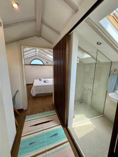 Betty's Beach House - by the Sea - 1