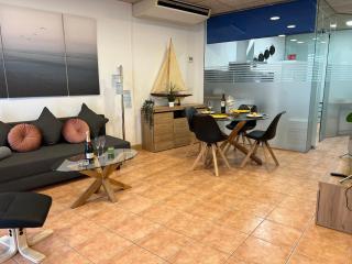 Apartamento Nuria,Centro del Pueblo,Planta baja con jardin, Aire Acondicionado - L'Escala - 0