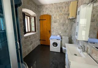 Stone Apartment Risan - 4