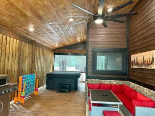 The Whiskey Trip! Family Getaway - 1