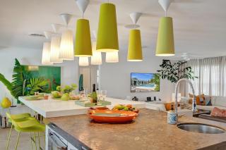 New! Waterfront Heated Pool, Fishing Pier, Designer Touches, 2mi to Beach - Fort Lauderdale - 7