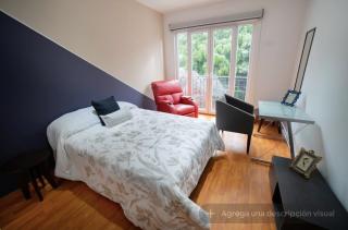 Gold 8 Cama Matrimonial y Baño Compartido - 0