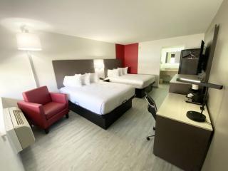 Ramada by Wyndham Tuscaloosa - Tuscaloosa - 0