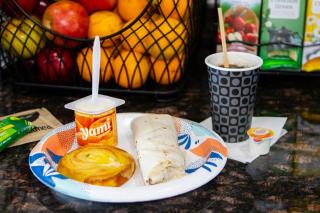 Red Lion Inn & Suites Vancouver - 4