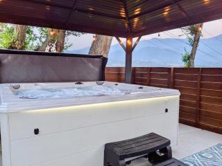 Kings Overlook Hot Tub w Pikes Peak Views - 7