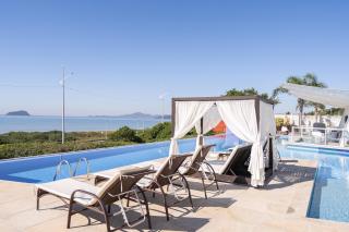 Apto Vista Mar Home Club Pé na Areia 3 Quartos Ares Condicionados Cozinha Completa Piscina Aquecida Jacuzzi Sauna Academia Quadra Playground Salão de Jogos 15min do Beto Carrero - Piçarras - 3