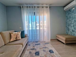 Anda's cozy place at FAFA Resort - Golem - 5